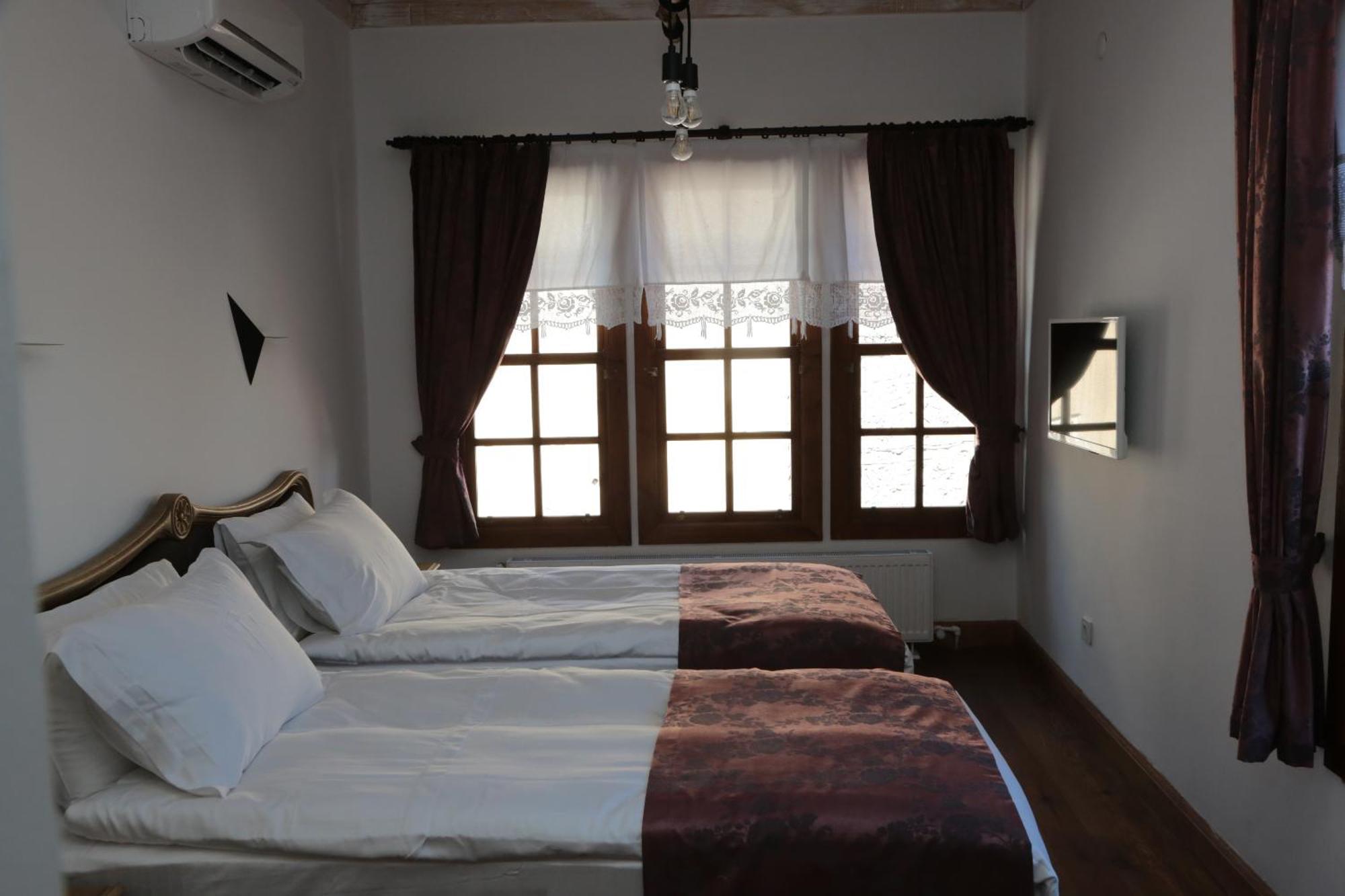Isparta Historical Mansion Eskiciler Konagi - Cittaslow Egirdir Bilik gambar